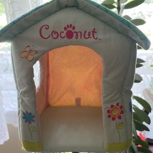 Coconut’s Dog House American Girl Doll RETIRED